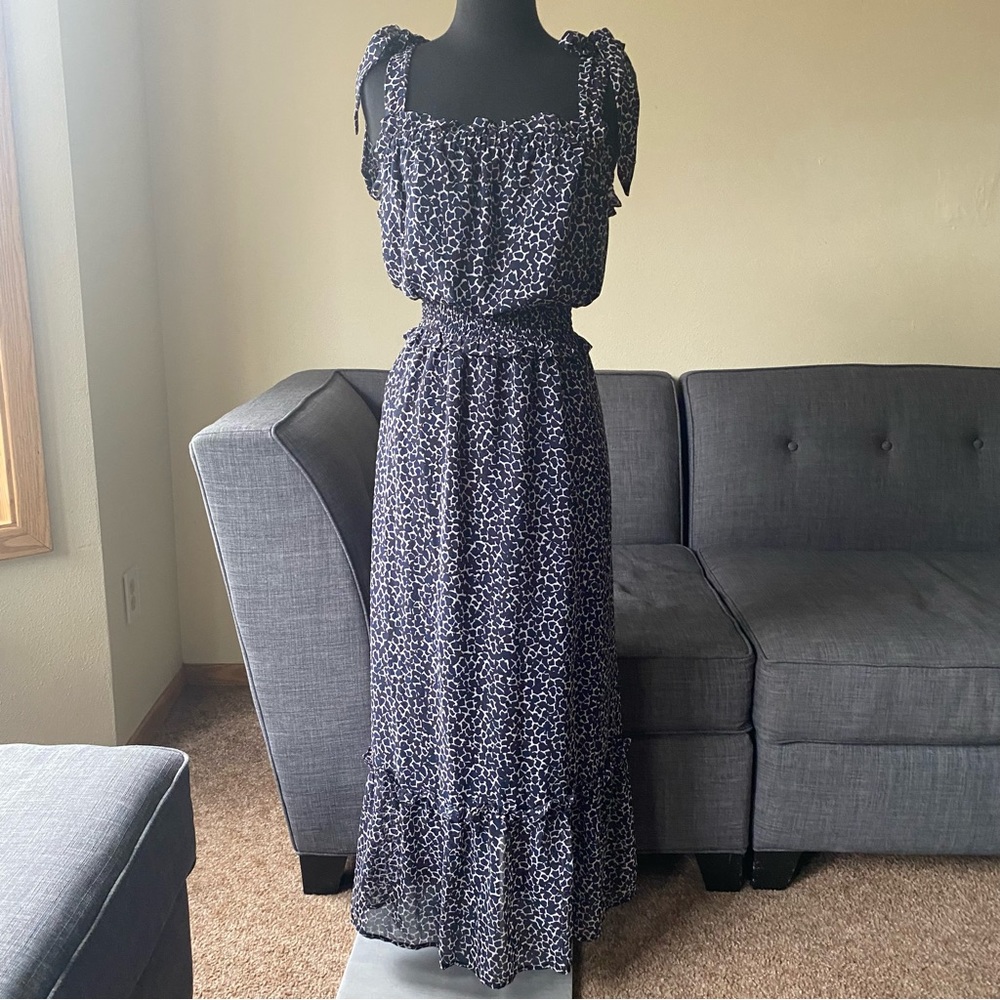 WHO WHAT WEAR SLEEVELESS MAXI DRESS